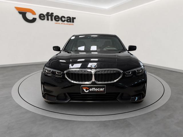 BMW 316 d 48V Sport auto - foto 2 di 4