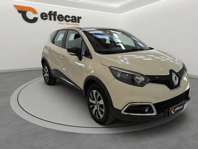 Renault Captur 90 CV Energy Life - foto 3 di 4