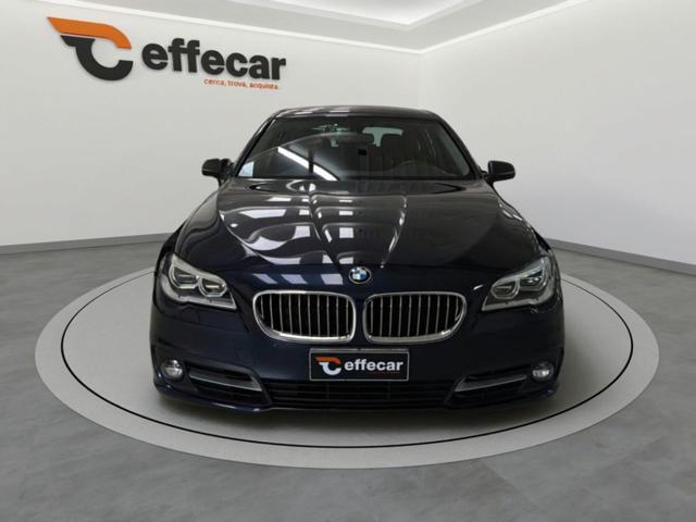 BMW 530 258CV Touring M sport - foto 2 di 4