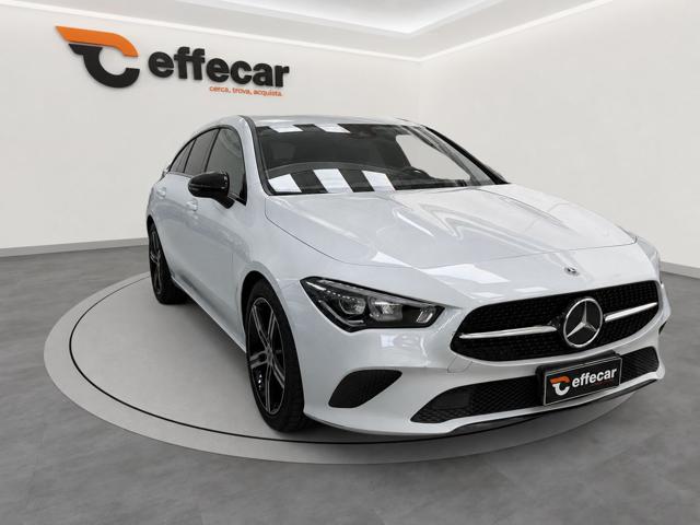 Mercedes-Benz CLA 200 Automatic Shooting Brake Sport - foto 3 di 4