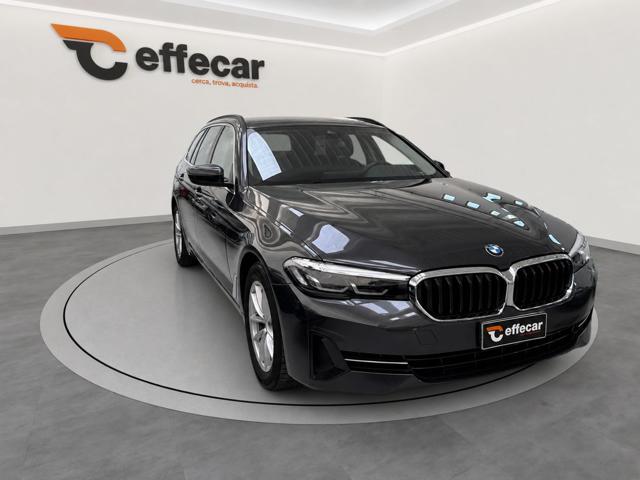 BMW 520 d 48V xDrive Touring Business - foto 3 di 4
