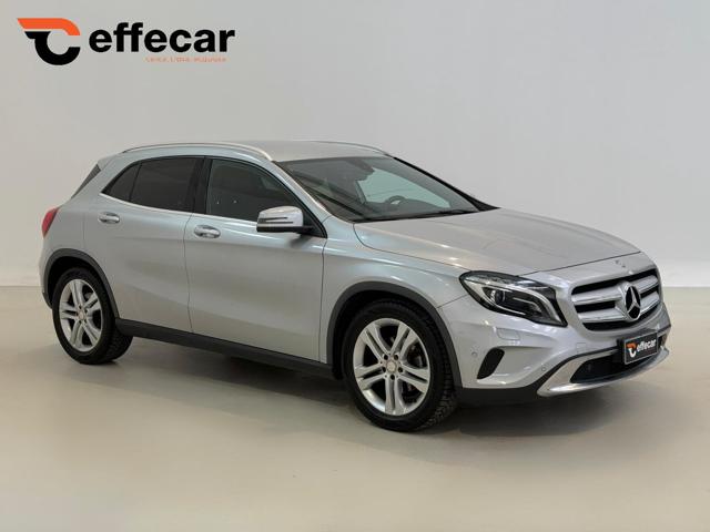 Mercedes-Benz GLA 220 d Automatic 4Matic Premium - foto 3 di 4