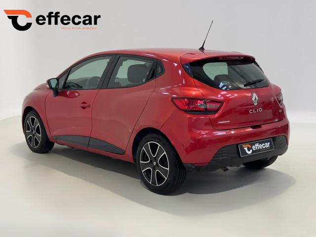 Renault Clio 1.5 dCi 90CV 5 porte - foto 4 di 4
