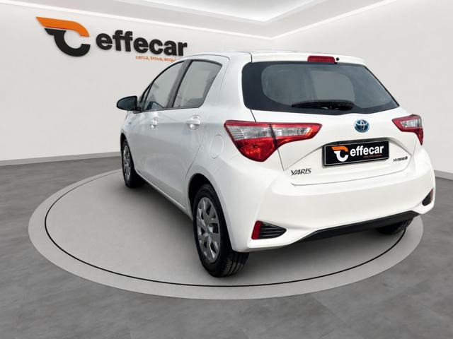 Toyota Yaris 1.5 Hybrid 5 porte Business - foto 4 di 4