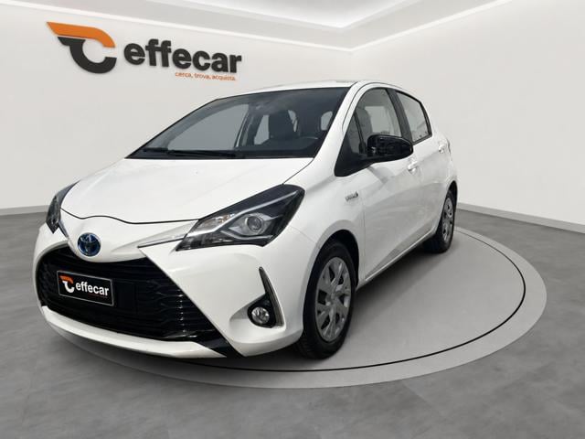 Toyota Yaris 1.5 Hybrid 5 porte Business usato a MAZZANO