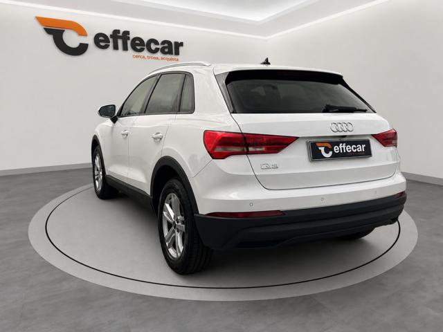 Audi Q3 45 TFSI e S tronic Business - foto 4 di 4