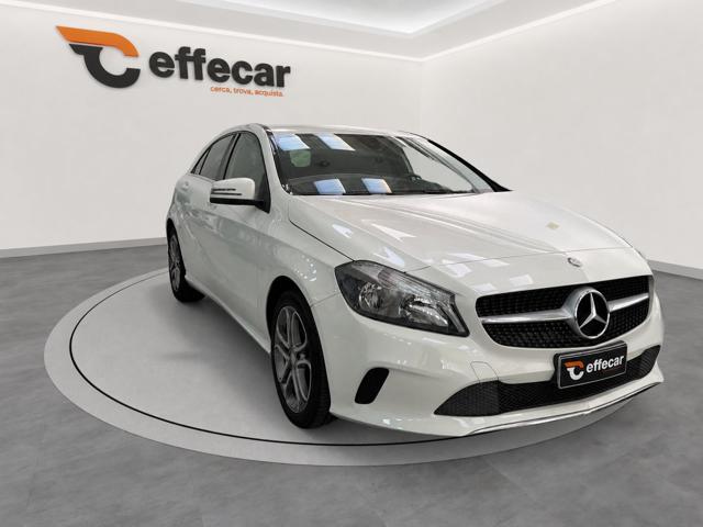 Mercedes-Benz A 180 d Automatic Premium - foto 3 di 4