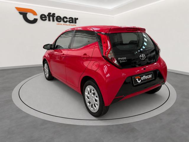 Toyota Aygo Connect 1.0 VVT-i 72 CV 5 porte x-clusiv - foto 4 di 14