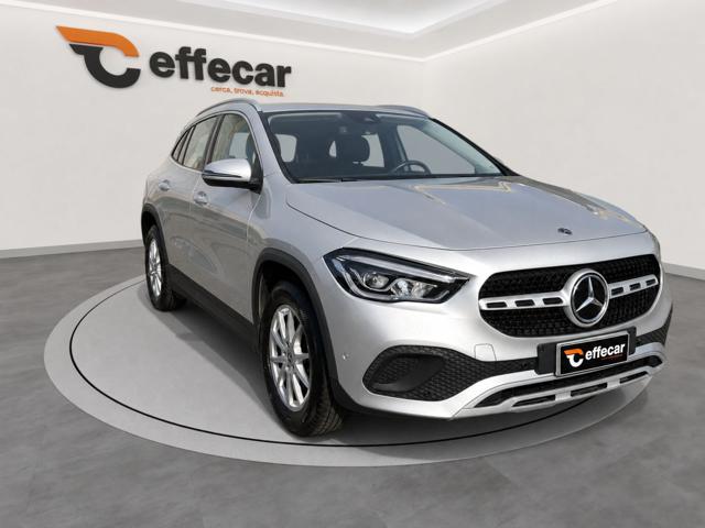 Mercedes-Benz GLA 200 d Automatic Business Extra - foto 3 di 15