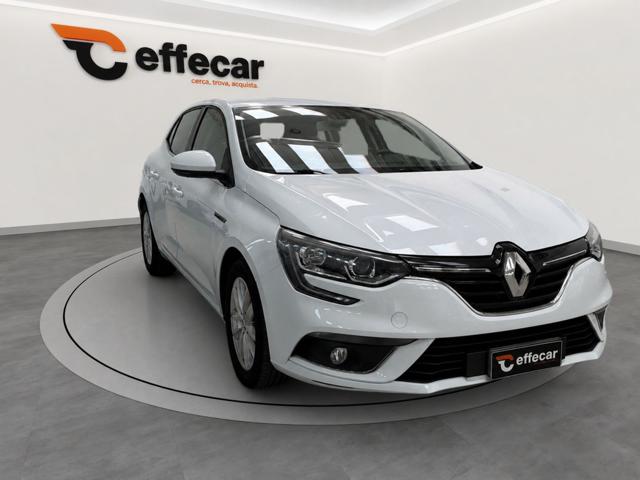 Renault Megane Mégane dCi 8V 110 CV EDC Energy Bose - foto 3 di 4
