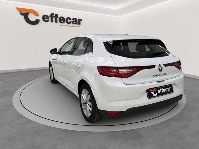 Renault Megane Mégane dCi 8V 110 CV EDC Energy Bose - foto 4 di 4