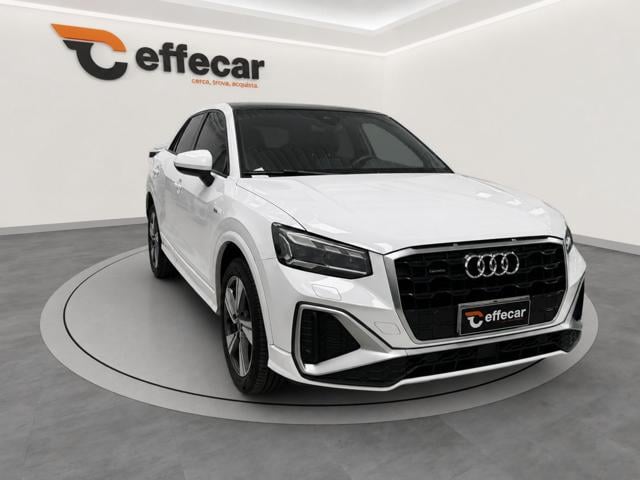 Audi Q2 35 TDI quattro S tronic Identity Black - foto 3 di 4