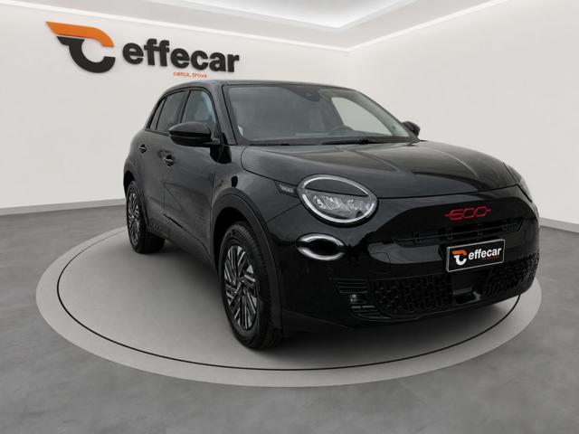 Fiat 600e Red - foto 3 di 4
