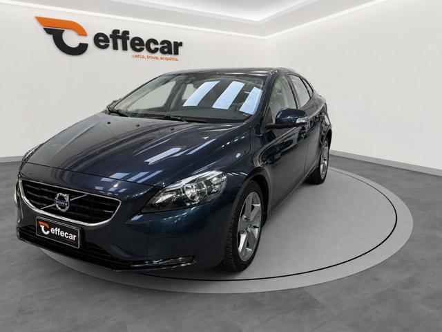 Volvo V40 D2 1.6 Powershift Summum, del 2014, 93.900 km, in vendita a Mazzano (BS)