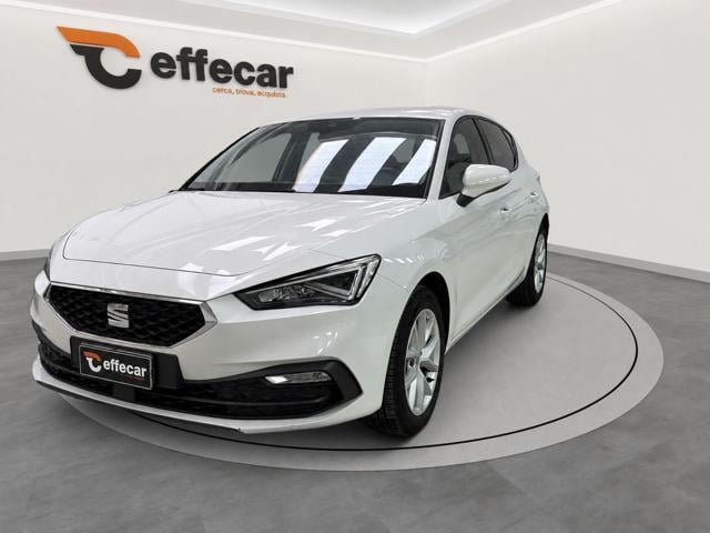 SEAT Leon 2.0 TDI Business, del 2022, 120.850 km, in vendita a Mazzano (BS)