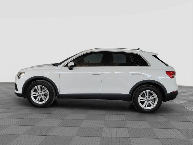 Audi Q3 Q3 35 TFSI S tronic Business - foto 2 di 4