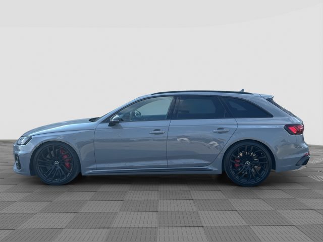 Audi RS4 RS 4 Avant - foto 2 di 4