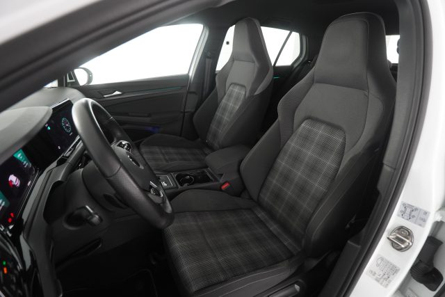 Volkswagen Golf Golf 2.0 TDI GTD DSG - foto 2 di 4