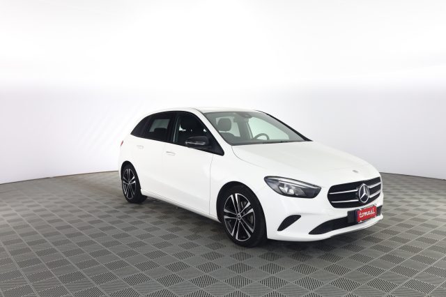 Mercedes-Benz CLA sse B B 200 d Sport Plus - foto 2 di 4