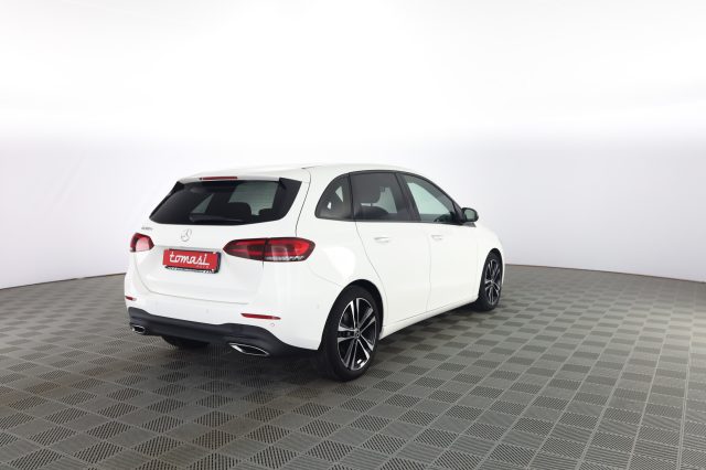 Mercedes-Benz CLA sse B B 200 d Sport Plus - foto 4 di 4