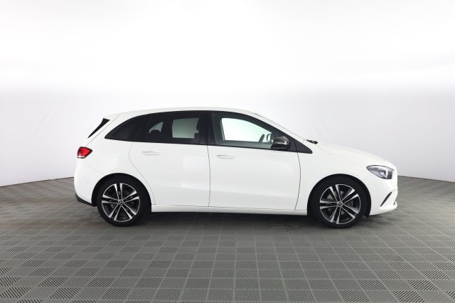 Mercedes-Benz CLA sse B B 200 d Sport Plus - foto 3 di 4