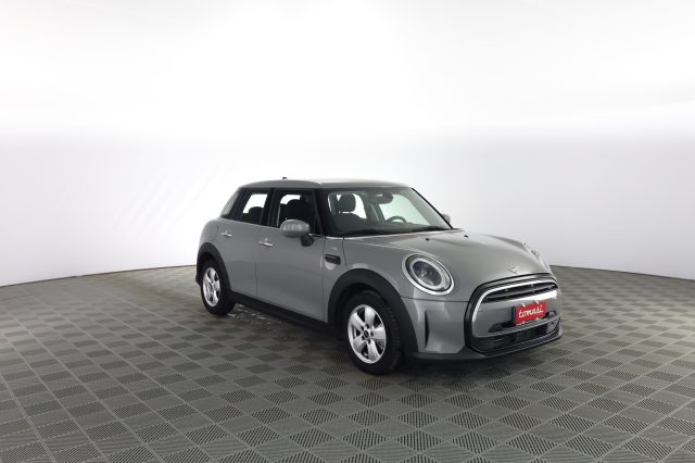 MINI Mini 5 Porte 1.5 Cooper Essential 5 porte - foto 2 di 4