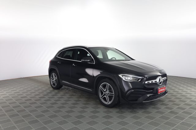 Mercedes-Benz CLA sse GLA GLA 180 d Automatic Premium - foto 2 di 4