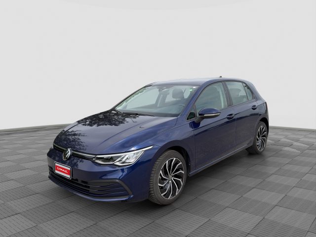 Volkswagen Golf Golf 1.0 eTSI EVO DSG Life usato a MILANO