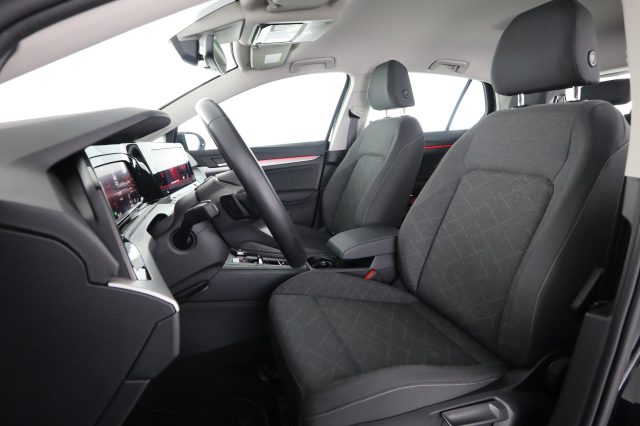 Volkswagen Golf Golf 1.0 eTSI EVO DSG Life - foto 2 di 4