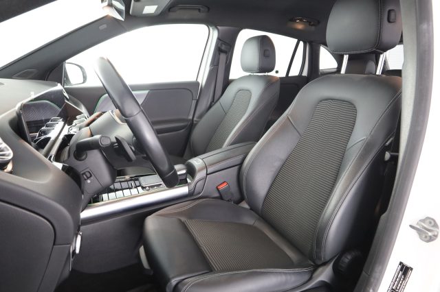 Mercedes-Benz CLA sse GLA GLA 200 d Automatic SPORT PLUS - foto 2 di 4