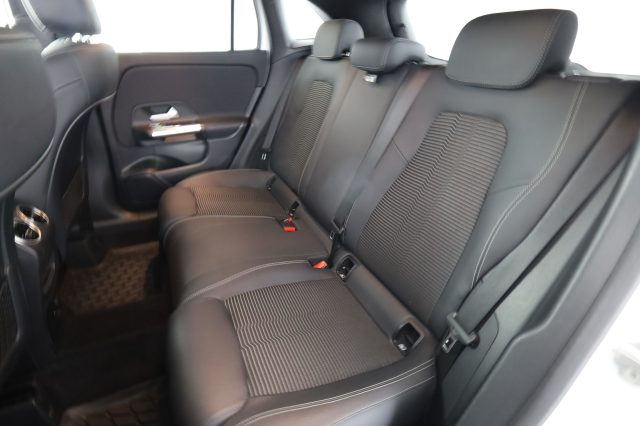 Mercedes-Benz CLA sse GLA GLA 200 d Automatic SPORT PLUS - foto 3 di 4