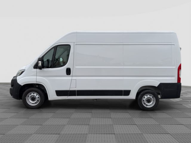Fiat Ducato Ducato 35 2.2 Mjt 140CV PM-TM Furgone - foto 2 di 4