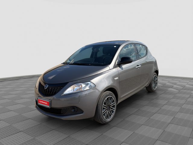 Lancia Ypsilon Ypsilon 1.0 FireFly 5 porte S&S Hybrid Silver Plus usato a MILANO