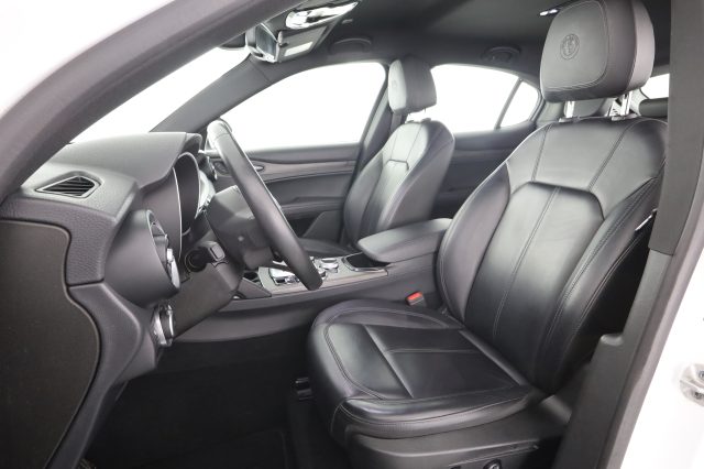 Alfa Romeo Stelvio Stelvio 2.2 Turbodiesel 210 CV AT8 Q4 Ti - foto 2 di 4