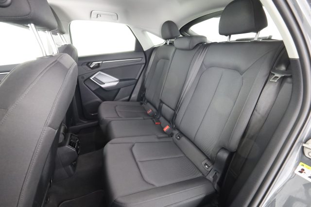Audi Q3 Q3 SPB 35 TDI S tronic Business Plus - foto 3 di 4