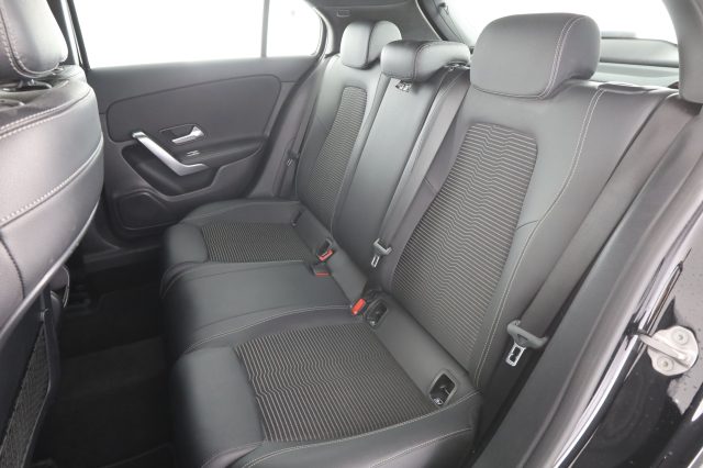 Mercedes-Benz A 180 A 200 d Automatic Business Extra - foto 3 di 4