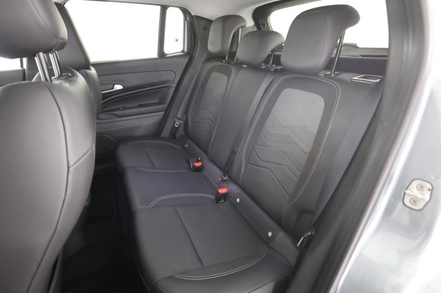 Jeep Avenger Avenger 1.2 Turbo 100 CV Summit - foto 3 di 4