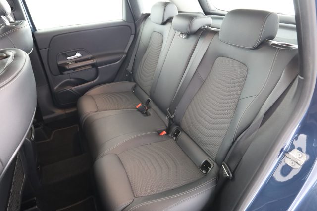 Mercedes-Benz CLA sse B B 180 d Automatic Advanced - foto 3 di 4
