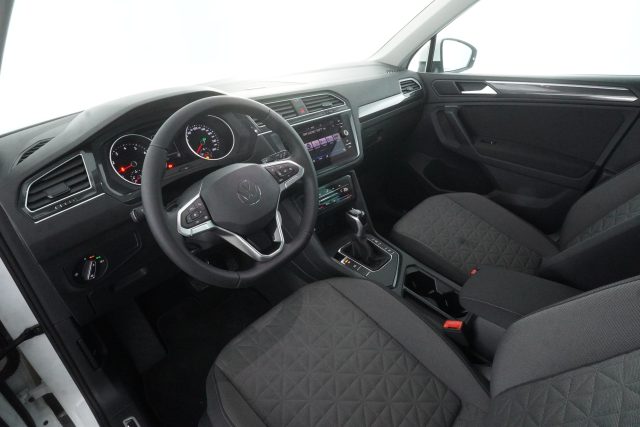 Volkswagen Tiguan Tiguan 1.5 TSI 150 CV DSG ACT Life usato a MILANO