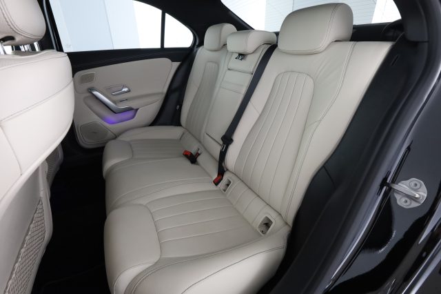 Mercedes-Benz A 180 A 220 Automatic SPORT - foto 3 di 4