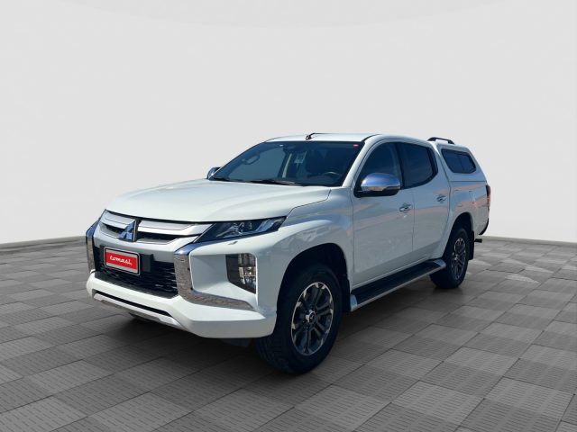 Mitsubishi L200 L200 2.3 D Double Cab 4x4 Super Select Intense usato a MILANO