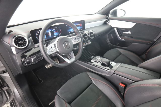 Mercedes-Benz CLA sse Coupé 180 d Automatic Coupe' PREMIUM usato a MILANO