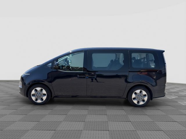 Hyundai STARIA Staria 2.2 AT AWD 9 posti Wagon - foto 2 di 4