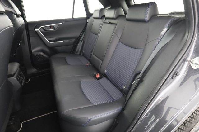 Toyota Dyna RAV4 RAV4 2.5 HV (222CV) E-CVT AWD-i Active/mic/St - foto 3 di 4