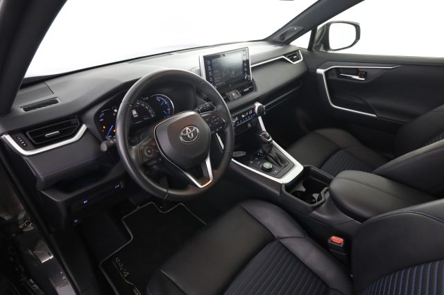 Toyota Dyna RAV4 RAV4 2.5 HV (222CV) E-CVT AWD-i Active/mic/St usato a MILANO