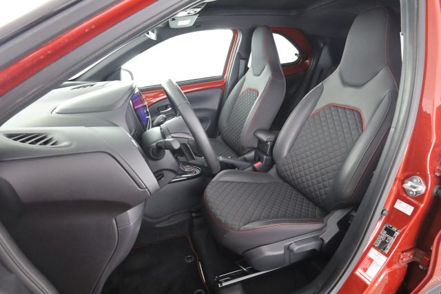 Toyota Aygo X Aygo X 1.0 VVT-i 72 CV 5 porte Lounge Air S-CVT - foto 2 di 4