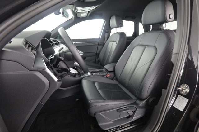 Audi Q3 Q3 40 TDI quattro S tronic Identity Black - foto 2 di 4