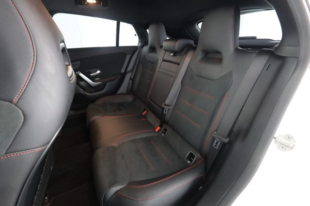 Mercedes-Benz CLA sse 200 d Automatic Shooting Brake PREMIUM - foto 3 di 4