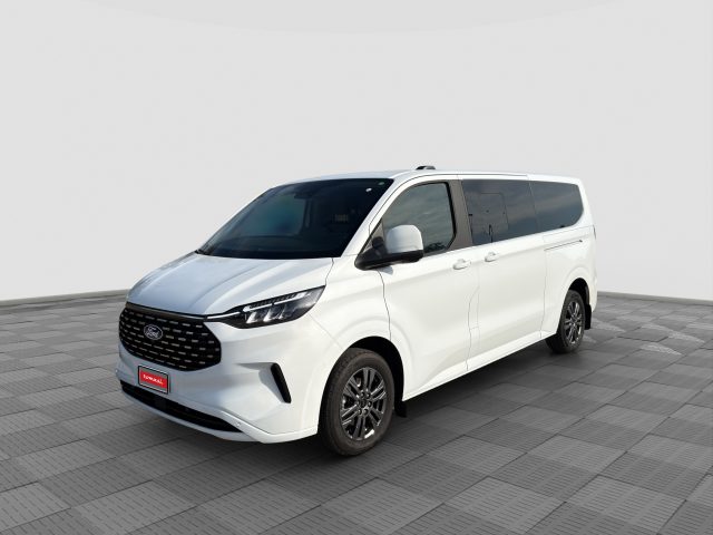 Ford Tourneo Custom 2°s 320 2.0 EcoBlue 170CV aut. PL Titanium usato a MILANO