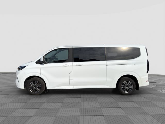 Ford Tourneo Custom 2°s 320 2.0 EcoBlue 170CV aut. PL Titanium - foto 2 di 4